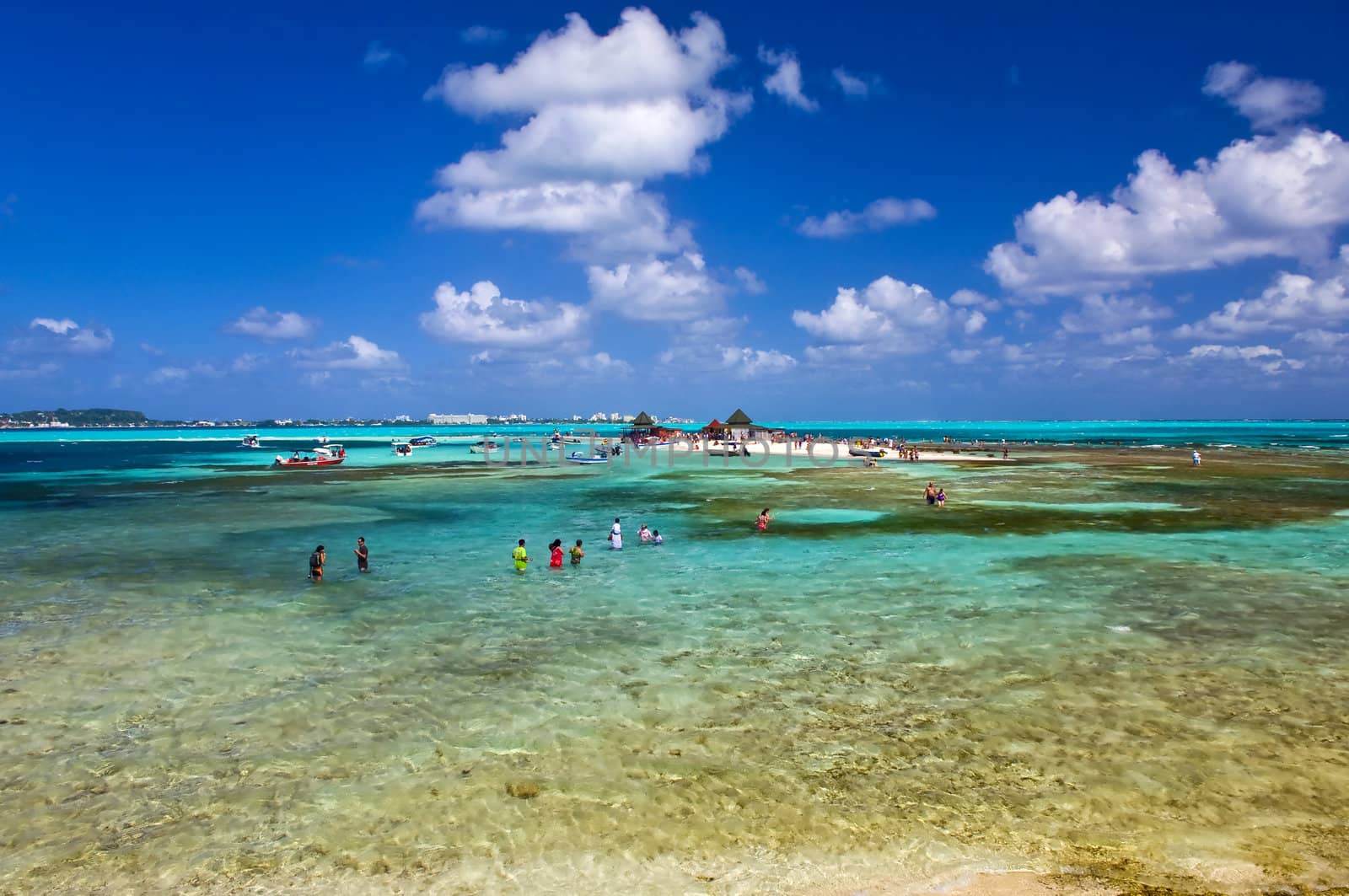 San Andres Island , Colombia by kobby_dagan