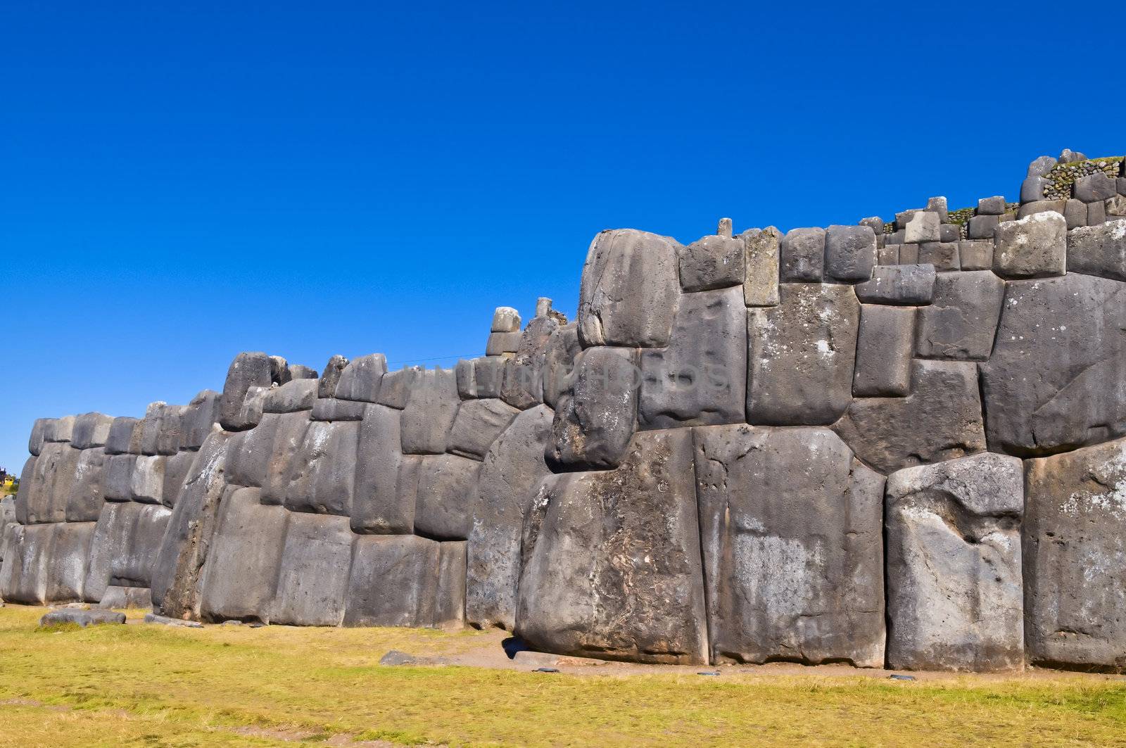 Sacsayhuaman , Peru by kobby_dagan