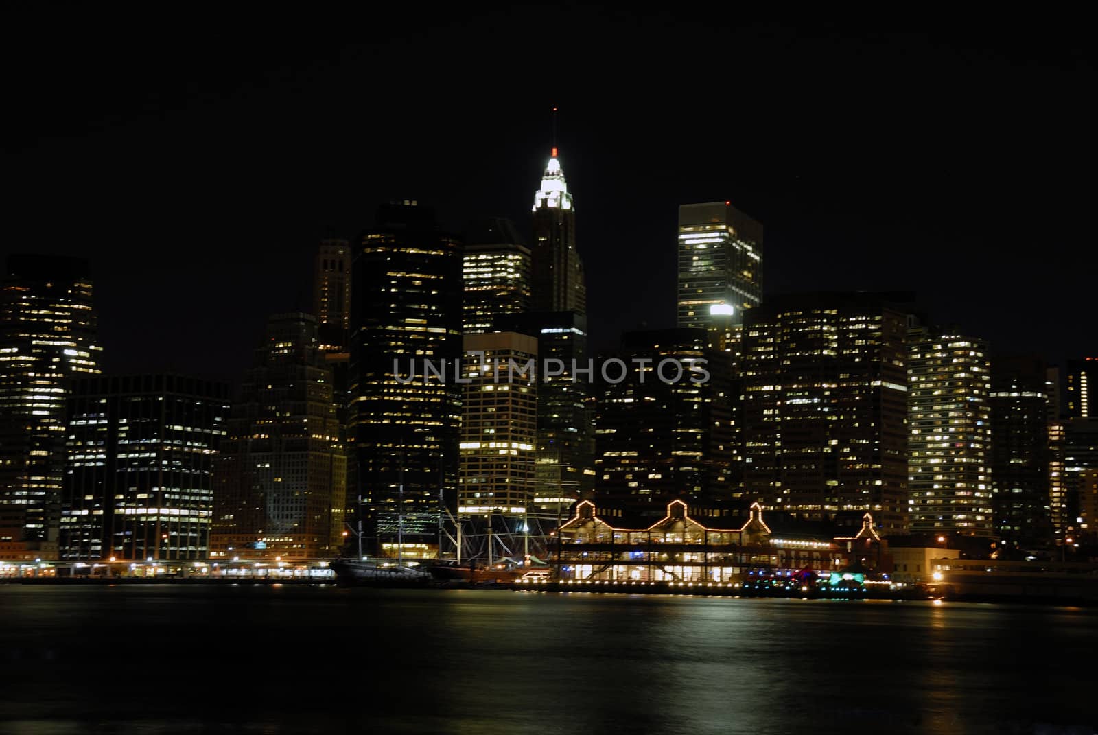 Beautifuly lit NY skyline at the night