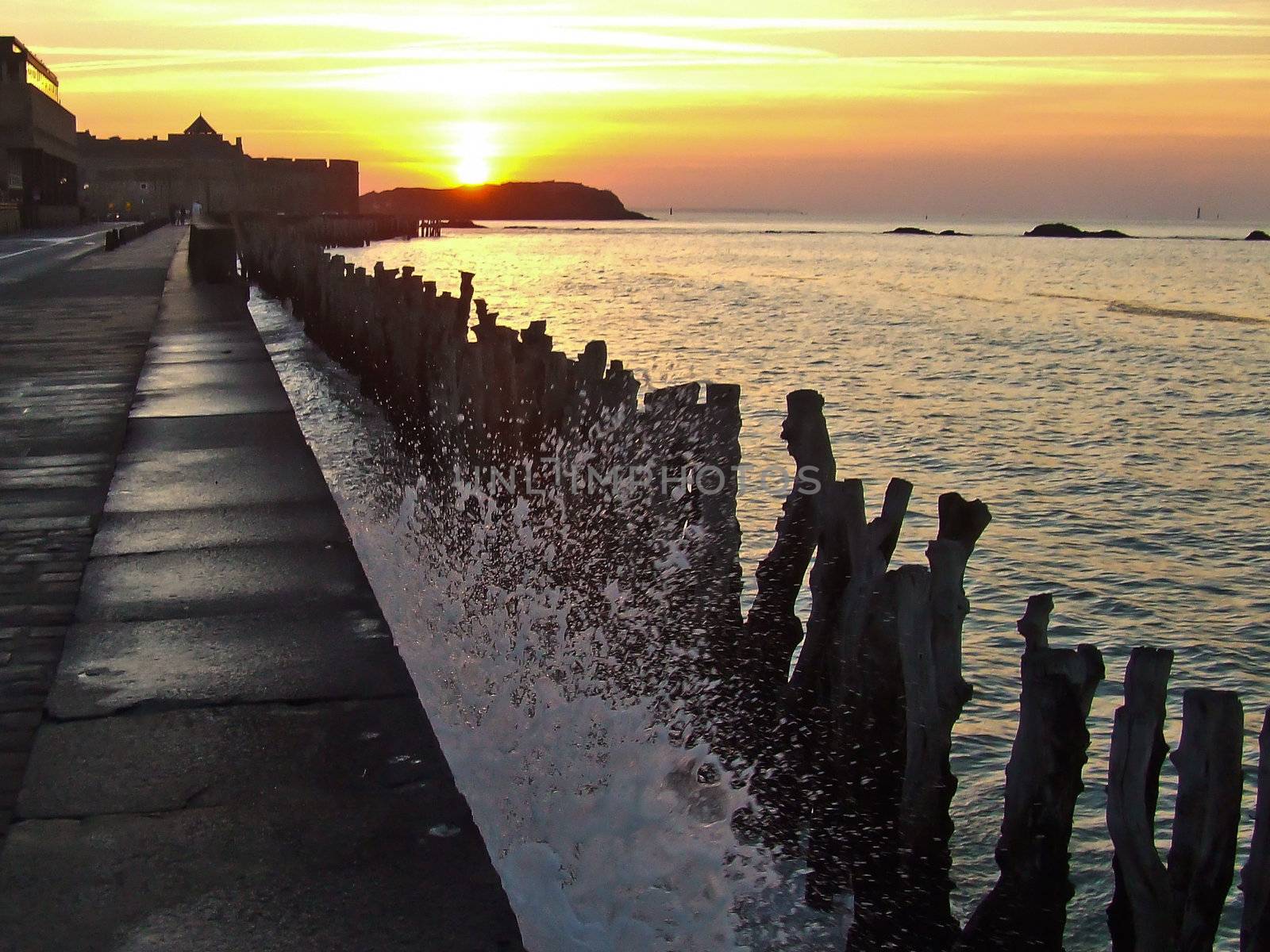 Sunset on the the promenade of Saint Malo