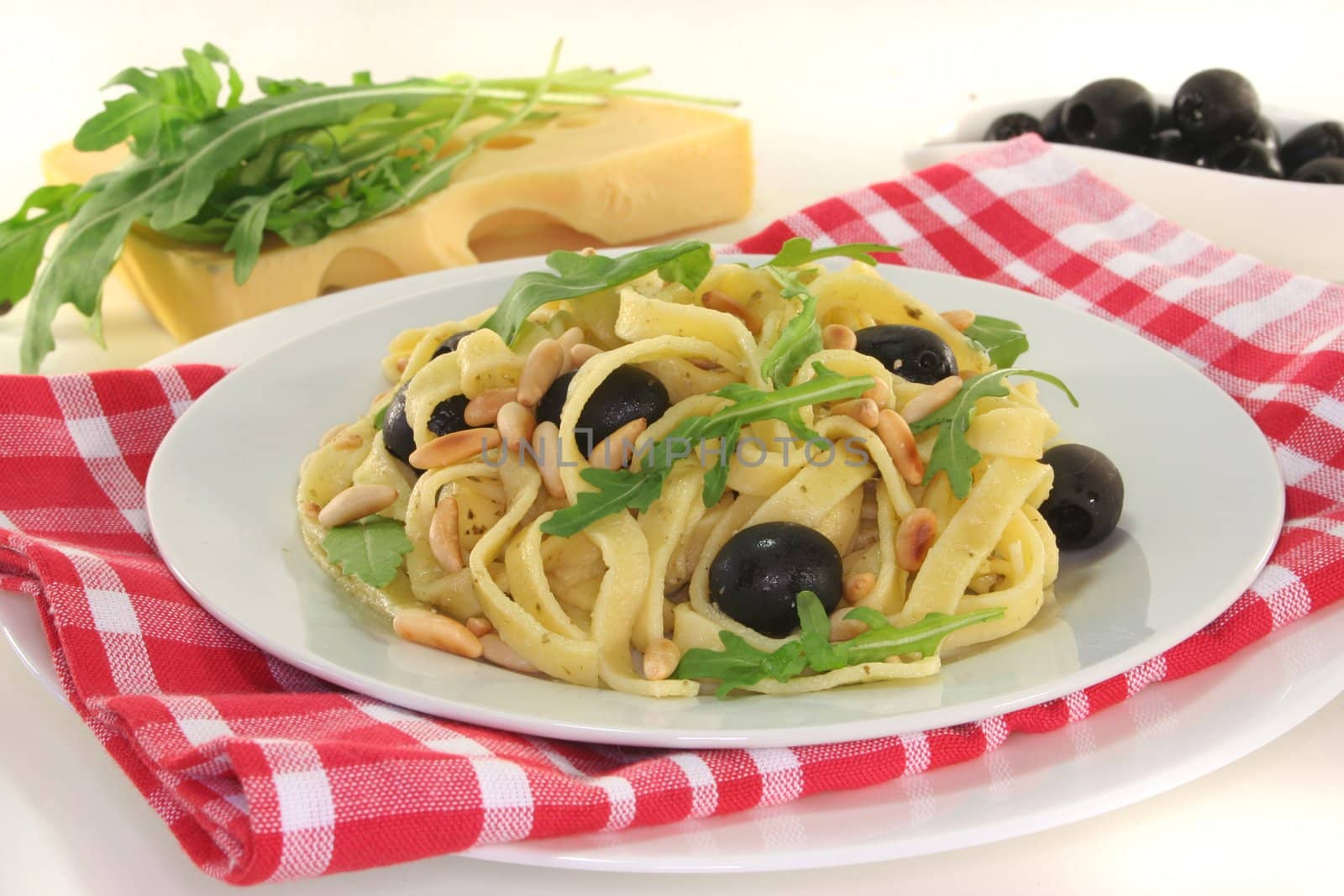 Pasta with pesto by discovery