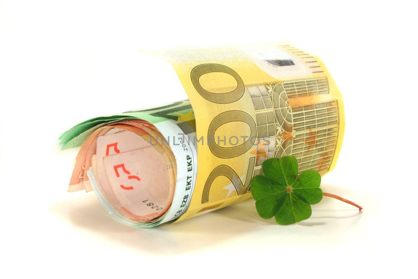 Euro notes with Clover by discovery