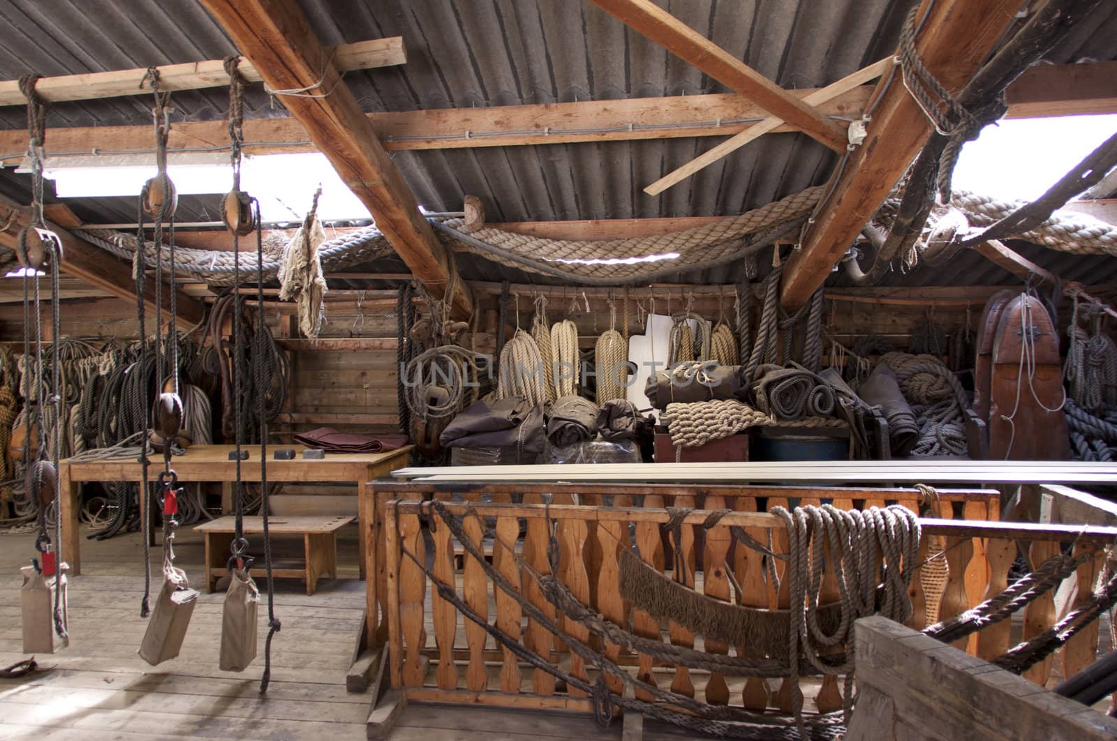 Rigging in the harness-room at the Batavia wharf