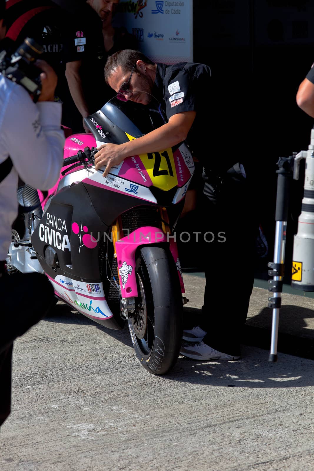 JEREZ DE LA FRONTERA, SPAIN - APR 17: Moto2 Motorcycle of Ivan Moreno waiting in the pitlane in the CEV Championship on April 17, 2011, in Jerez de la Frontera