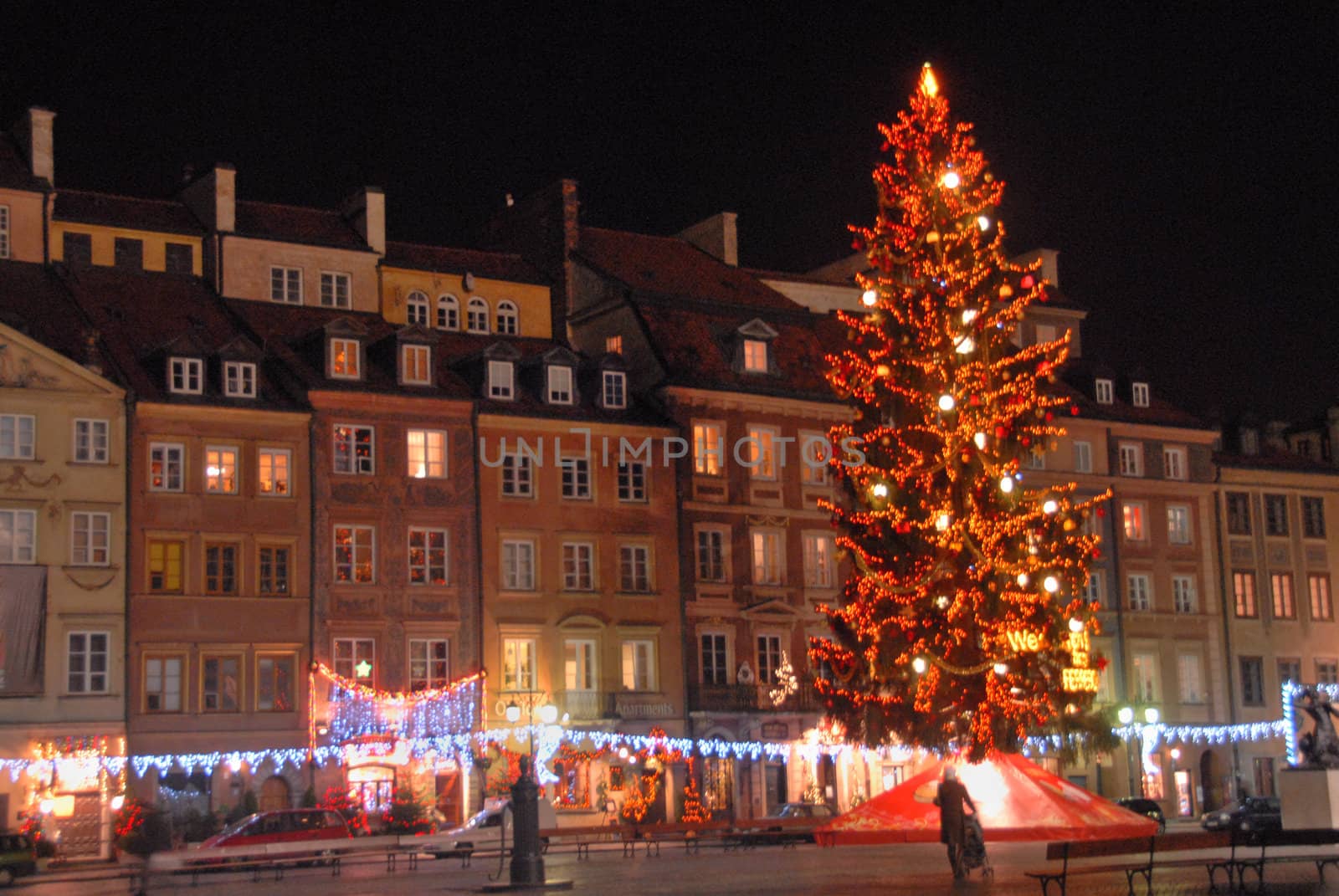 lights and christmas decorations on warsaw old townrestaurants