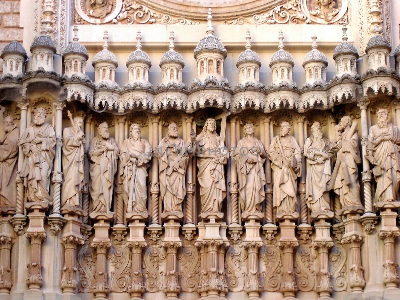 View of sculpture of the apostles outside de Sagrada Familia