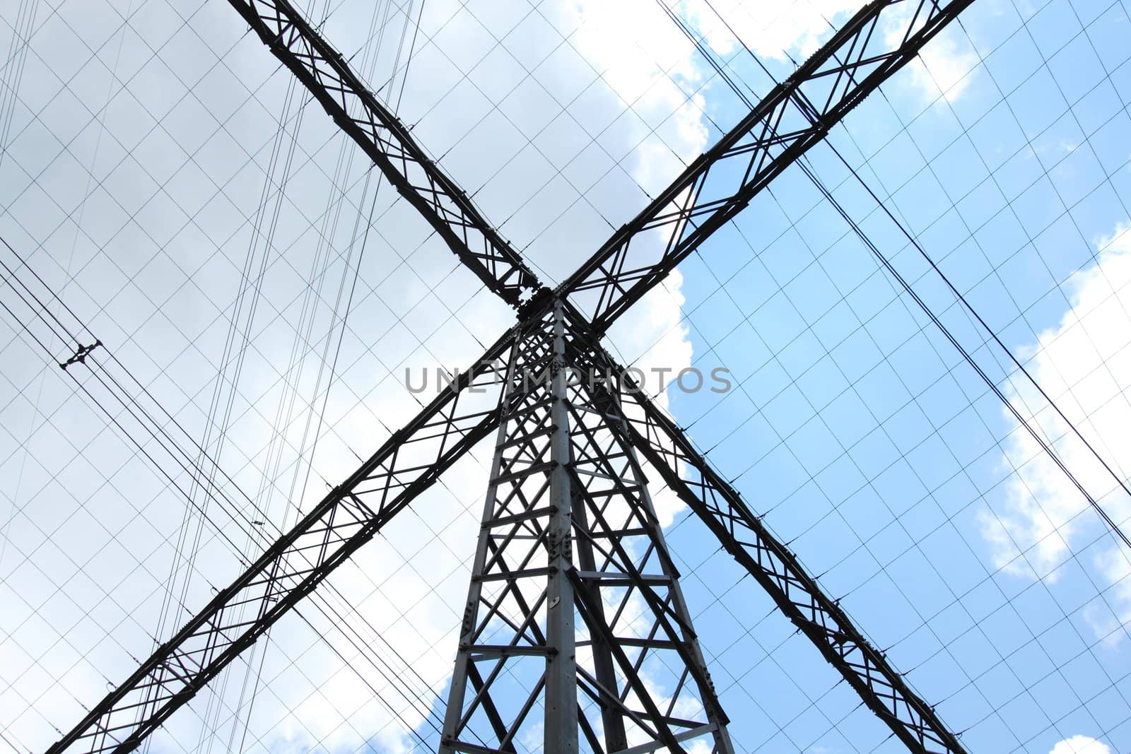 Special type of power transmission tower with cables  by kawing921