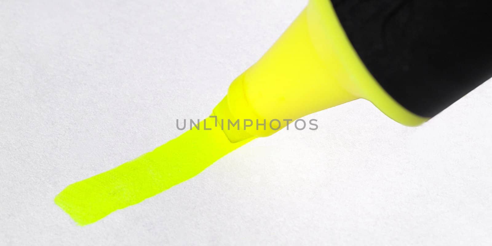 Highlighter marker by claudiodivizia
