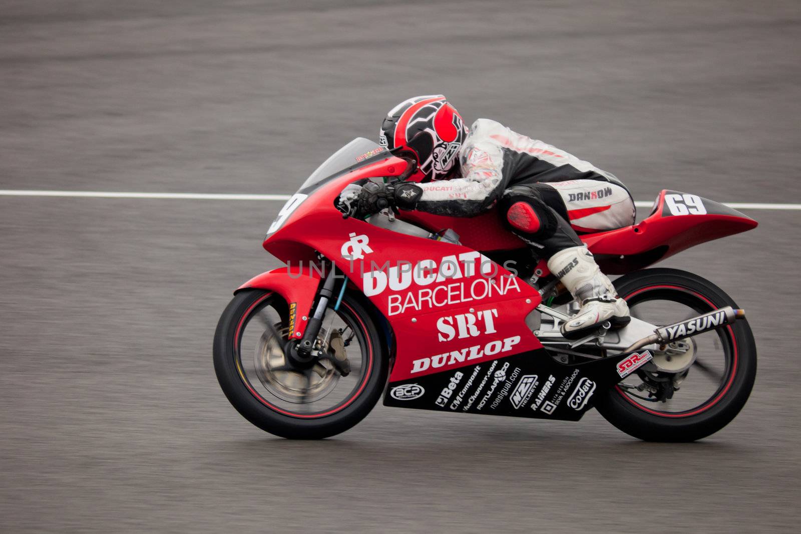 JEREZ DE LA FRONTERA, SPAIN - NOV 20: Javier Martinez pilot of motorcycling of 125cc in the Spanish championship of velocity (CEV) on Nov 20, 2010, in racetrack of velocity of Jerez de la Frontera