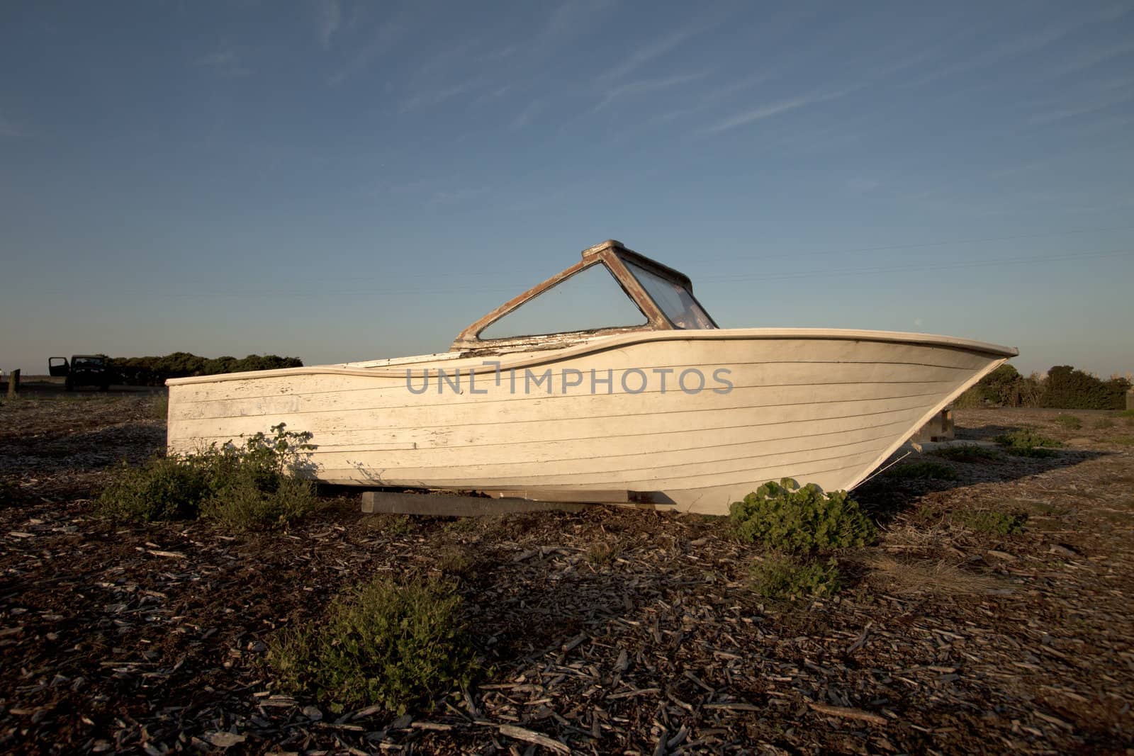 Wrecked boat on the beach by jeremywhat