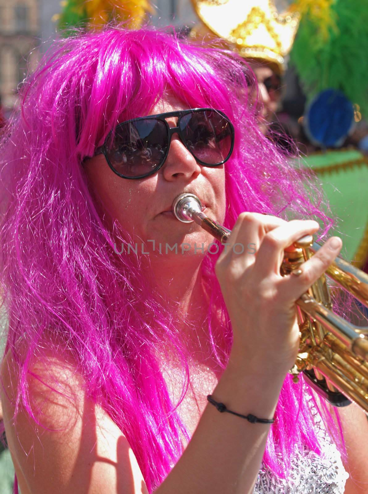 COPENHAGEN - JUNE 11: Participant in the 29th annual Copenhagen Carnival parade of fantastic costumes, samba dancing and Latin styles starts on June 10 - 12, 2011 in Copenhagen, Denmark.