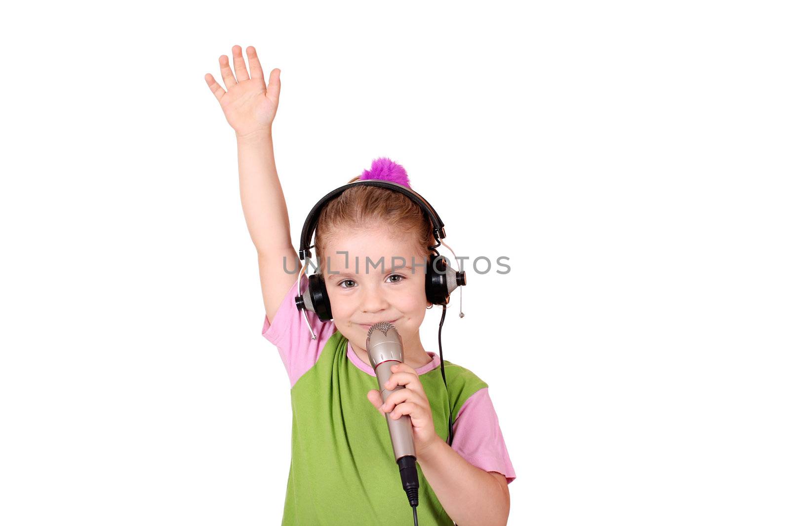 little girl singing by goce