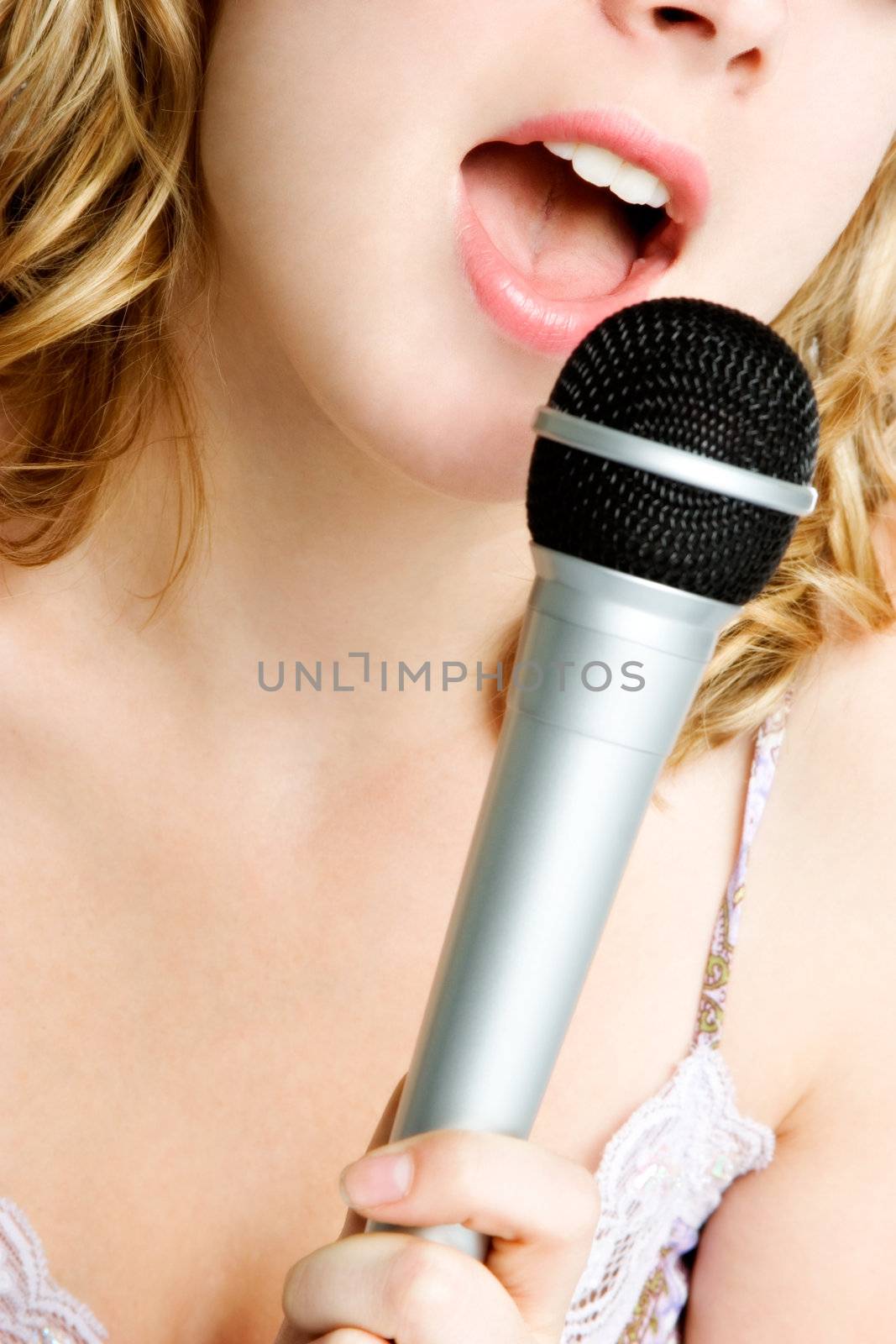 Singing Microphone Girl by keeweeboy