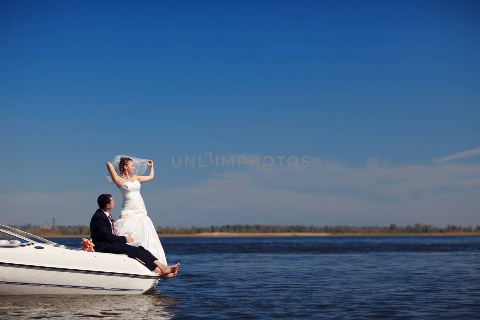 couple on the yacht by vsurkov