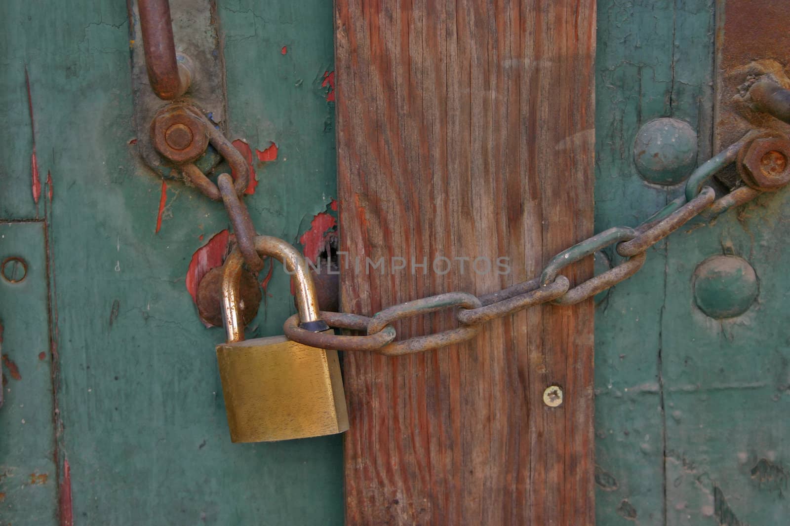 padlock with chain