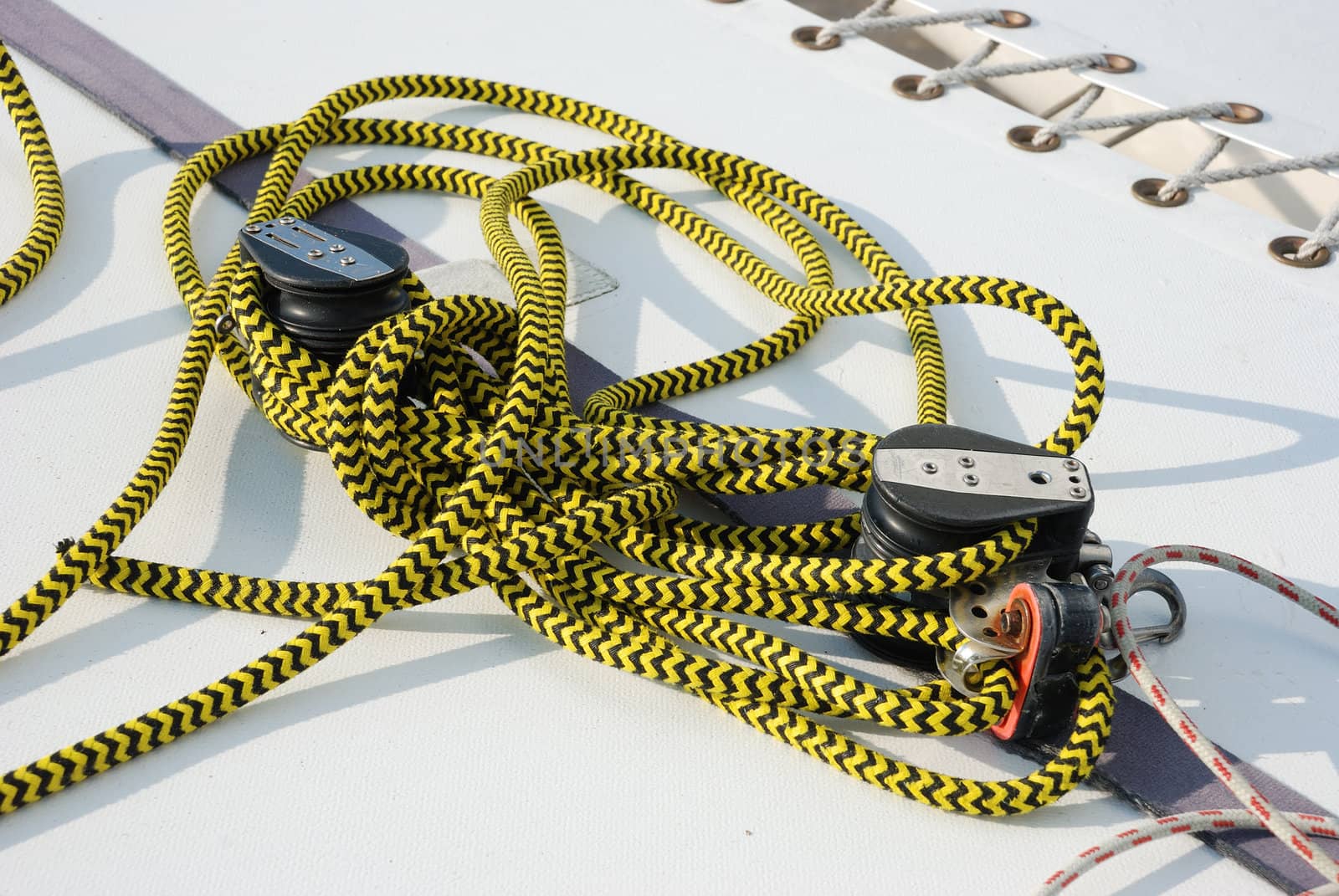 Halyard on a boat