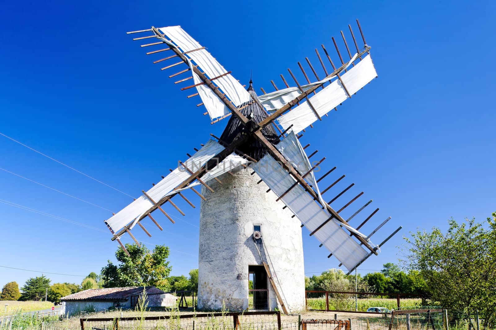 windmill, Vensac, Aquitaine, France