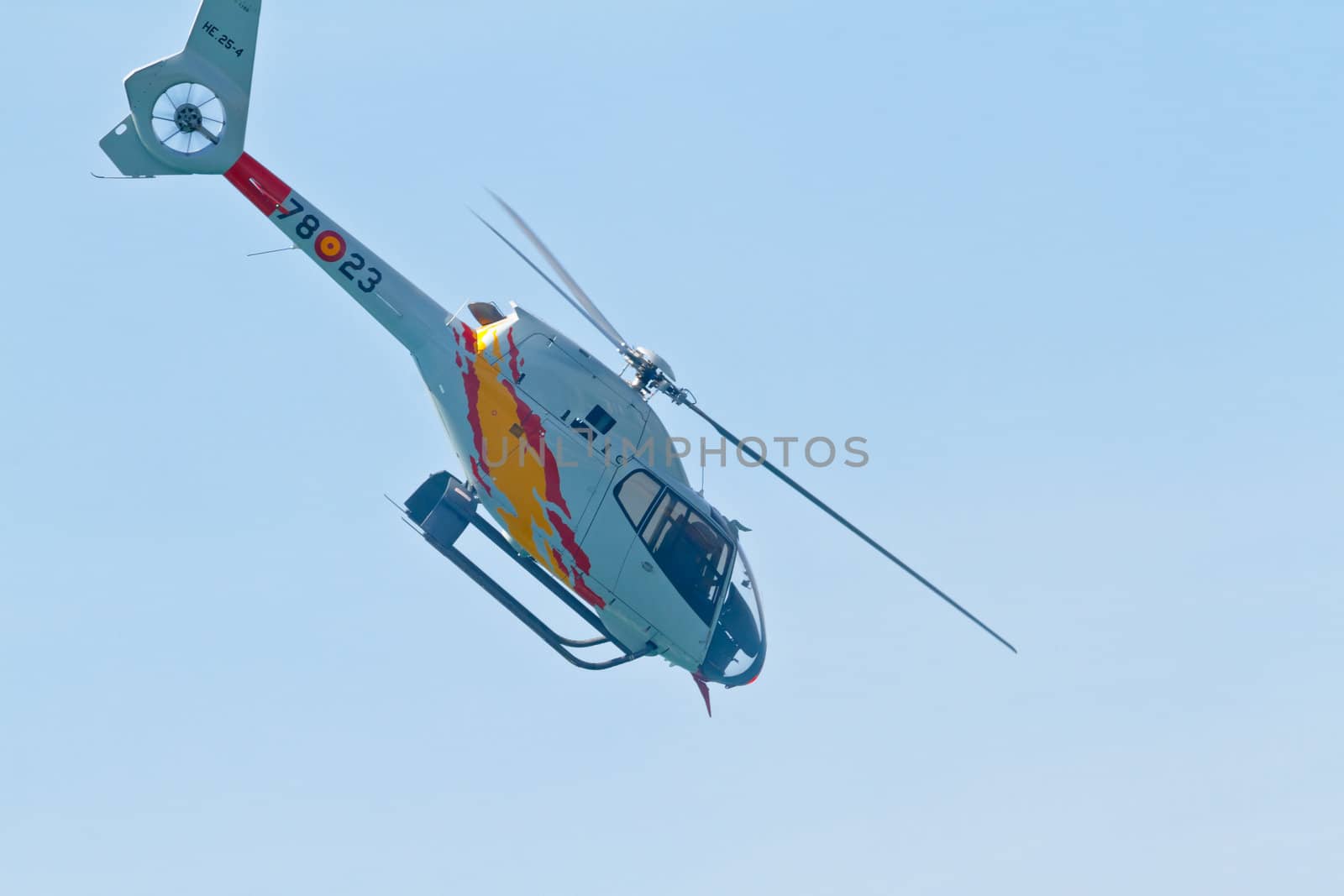 CADIZ, SPAIN-SEP 11: Helicopters of the Patrulla Aspa taking part in an exhibition on the 4th airshow of Cadiz on Sep 11, 2011, in Cadiz, Spain