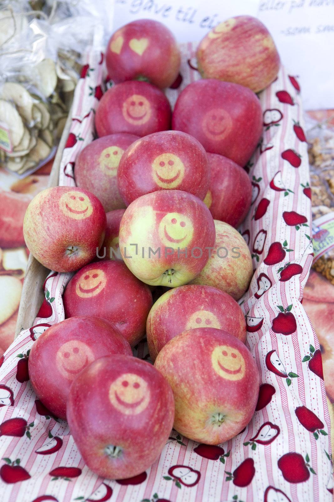 apples, street market in Bergen, Norway by phbcz
