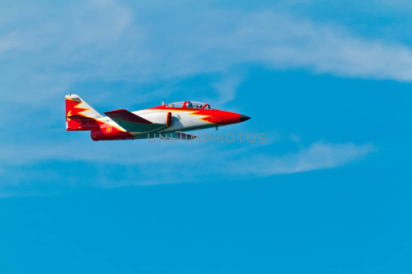 CADIZ, SPAIN-SEP 9: Aircrafts of the Patrulla Aguila taking part in a test on the 4th airshow of Cadiz on Sep 9, 2011, in Cadiz, Spain