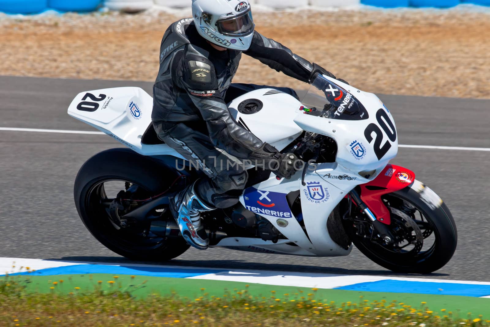 JEREZ DE LA FRONTERA, SPAIN - APR 17: Stock Extreme motorcyclist Juan Alonso takes a curve in the CEV Championship race on April 17, 2011 in Jerez de la Frontera, Spain