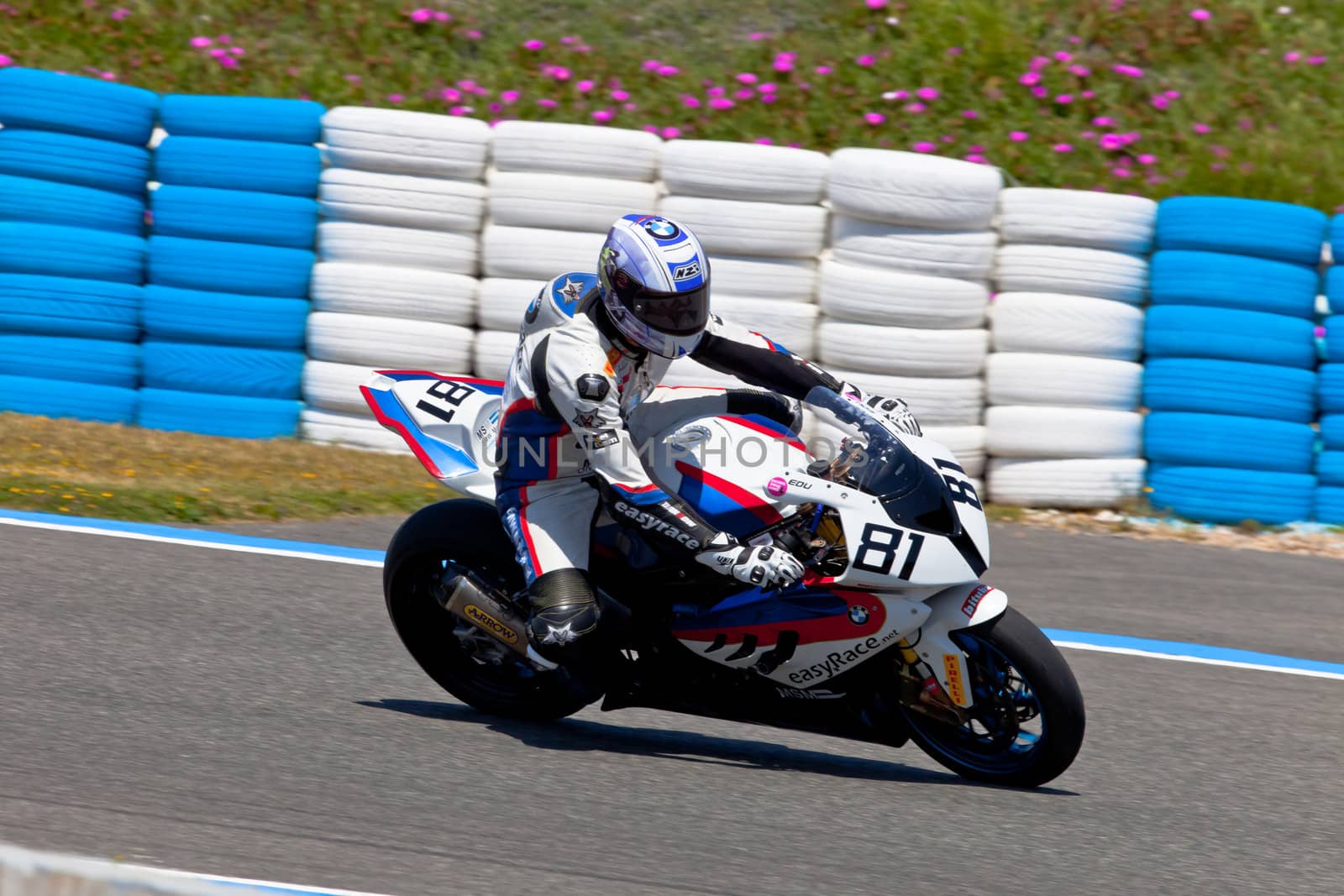 JEREZ DE LA FRONTERA, SPAIN - APR 17: Stock Extreme motorcyclist Eduardo Salvador takes a curve in the CEV Championship race on April 17, 2011 in Jerez de la Frontera, Spain
