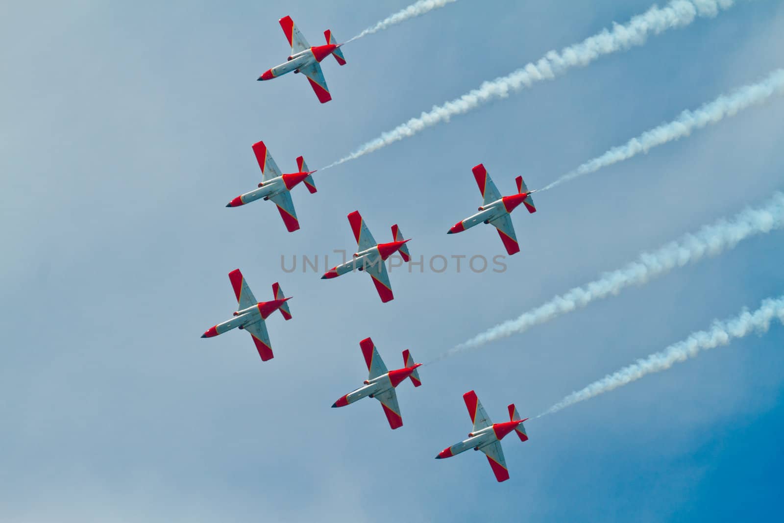 CADIZ, SPAIN-SEP 9: Aircrafts of the Patrulla Aguila taking part in a test on the 4th airshow of Cadiz on Sep 9, 2011, in Cadiz, Spain