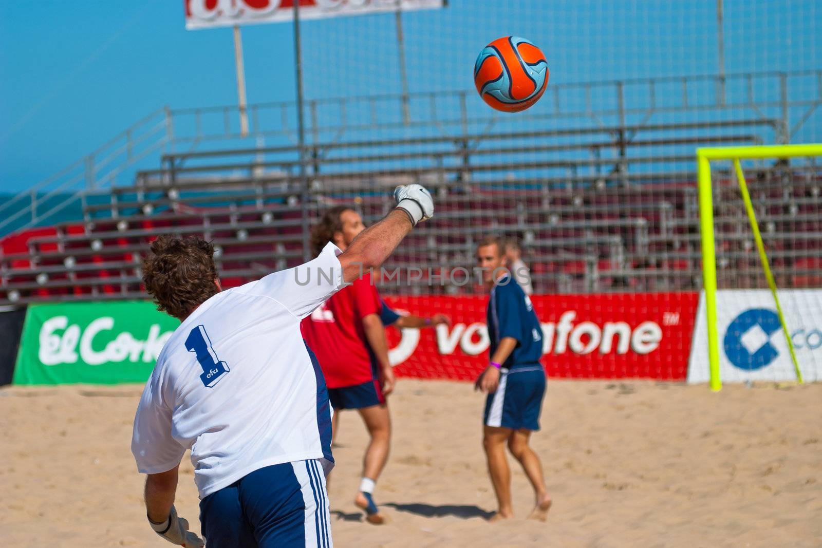 CADIZ, SPAIN -  JUL 30:  Unknown players of the team of Cadiz and Gijon playing the Spanish Championship of Beach Soccer on Jul 30, 2005 on the beach of La Victoria in Cadiz, Spain