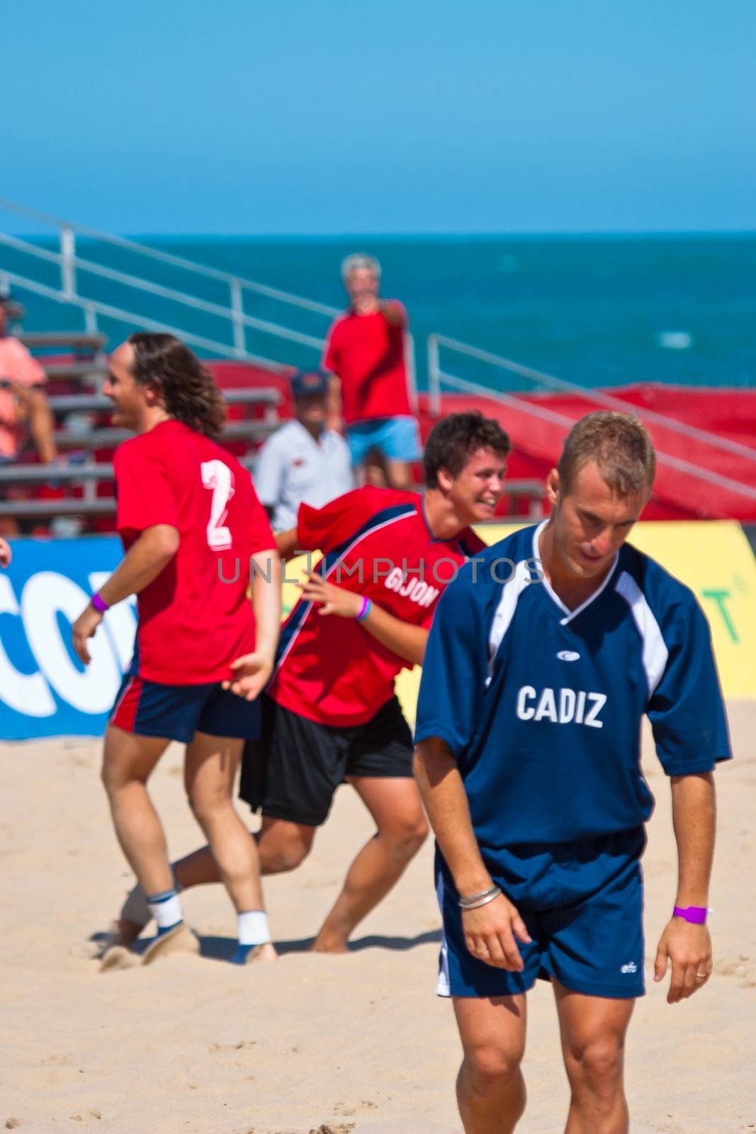 CADIZ, SPAIN -  JUL 30:  Unknown players of the team of Cadiz and Gijon playing the Spanish Championship of Beach Soccer on Jul 30, 2005 on the beach of La Victoria in Cadiz, Spain