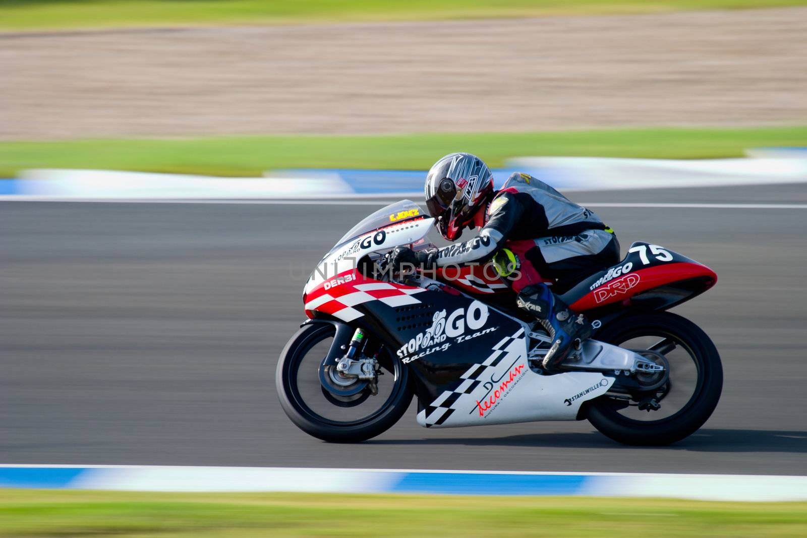 JEREZ DE LA FRONTERA, SPAIN - SEP 03: Pilot of motorcycling of 125cc in the Spanish championship of velocity (CEV) on Sep 03, 2005, in racetrack of velocity of Jerez de la Frontera