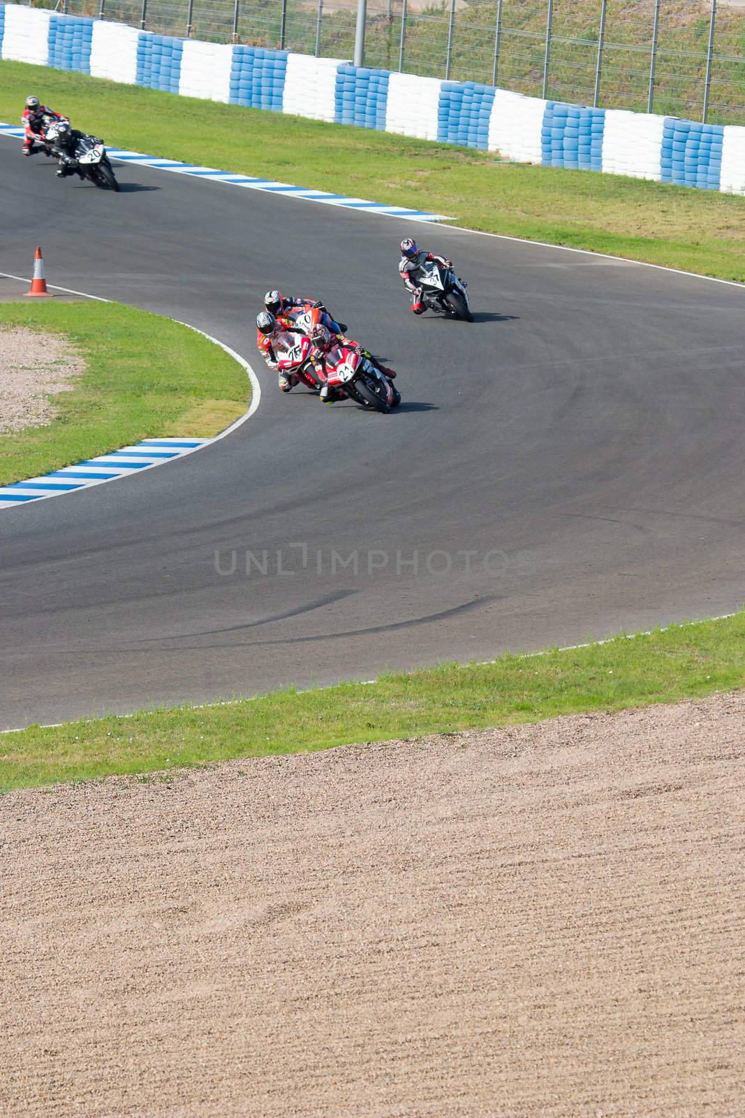 JEREZ DE LA FRONTERA, SPAIN - SEP 03: Pilot of motorcycling of Formula Extreme in the Spanish championship of velocity (CEV) on Sep 03, 2005, in racetrack of velocity of Jerez de la Frontera