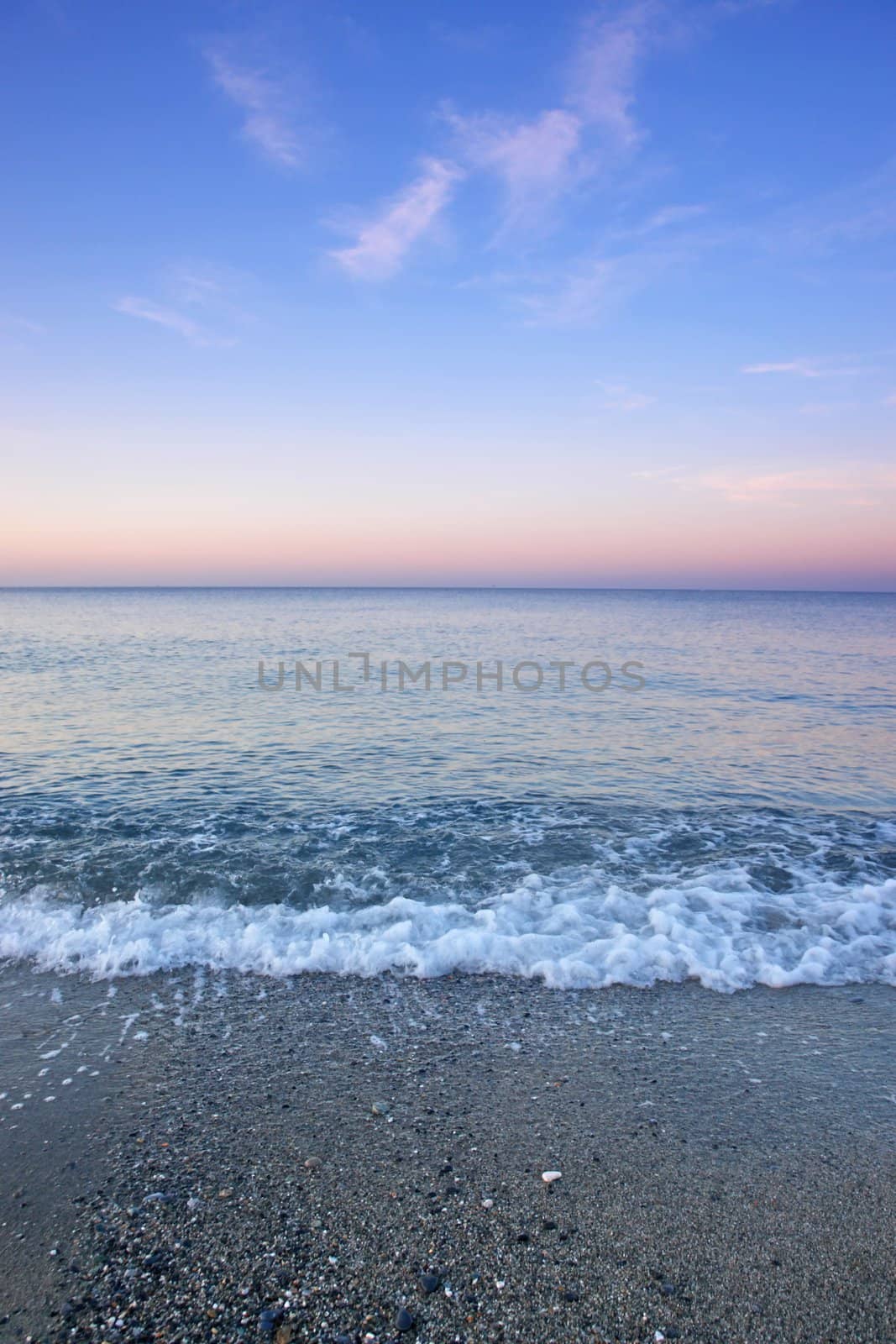 close-up of some waves in the ocean