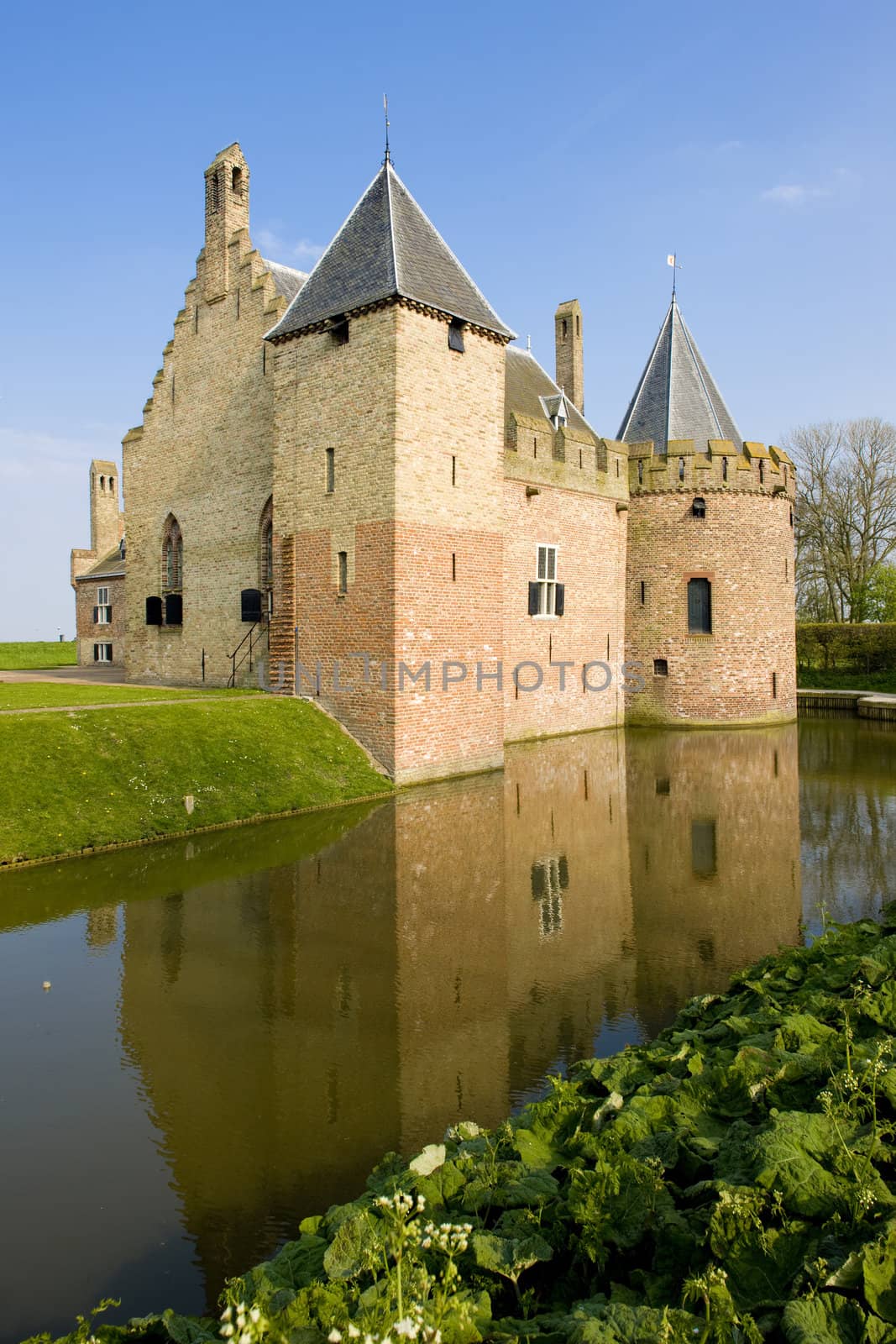 Kasteel Radbound, Medemblik, Netherlands by phbcz