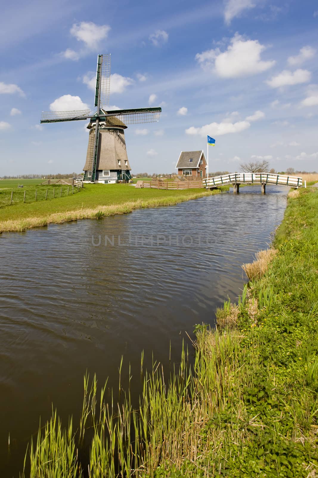 windmill, Netherlands by phbcz
