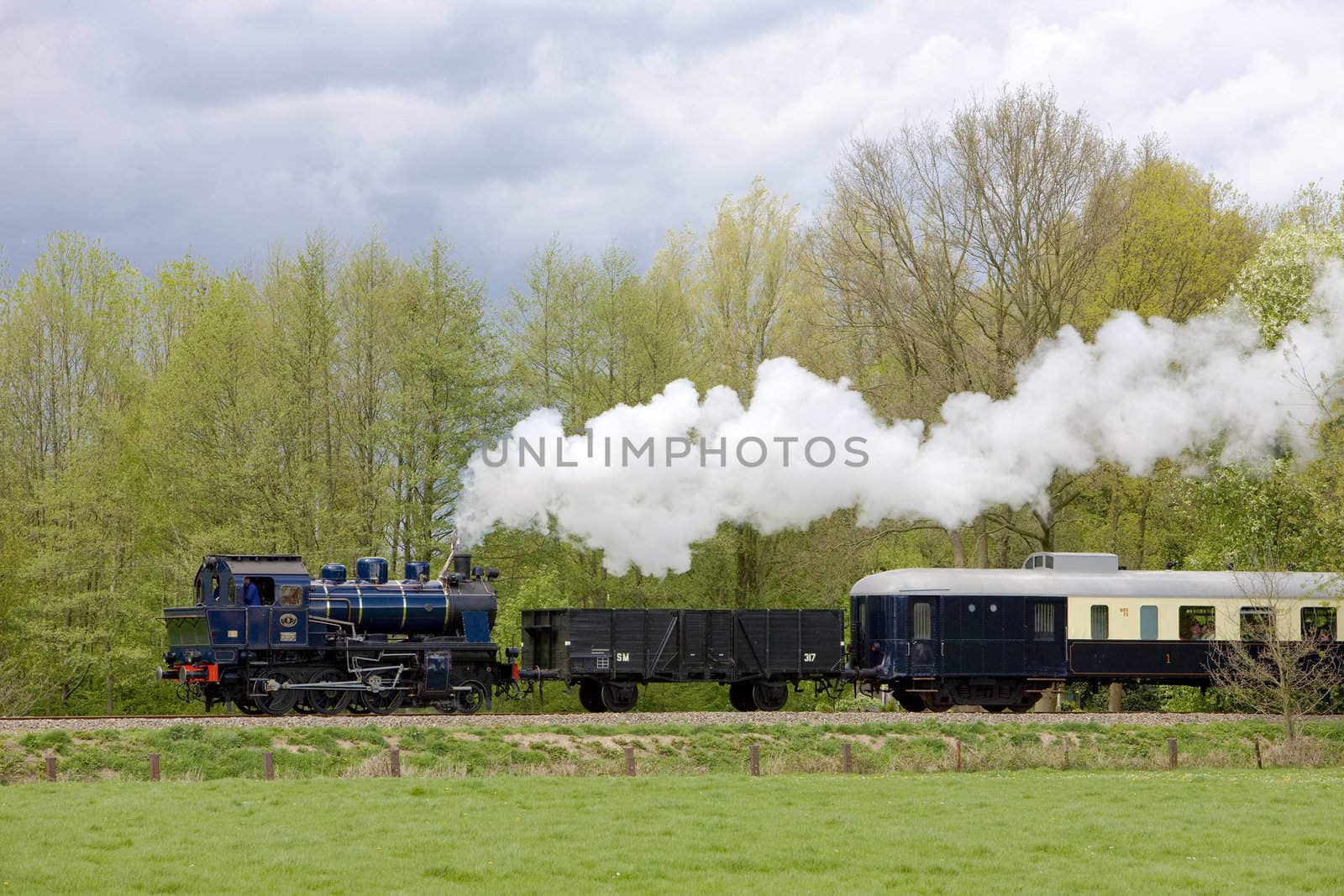 steam train, Boekelo - Haaksbergen, Netherlands by phbcz