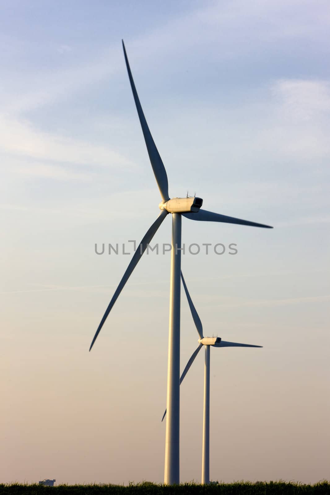 wind turbines, Zeeland, Netherlands by phbcz