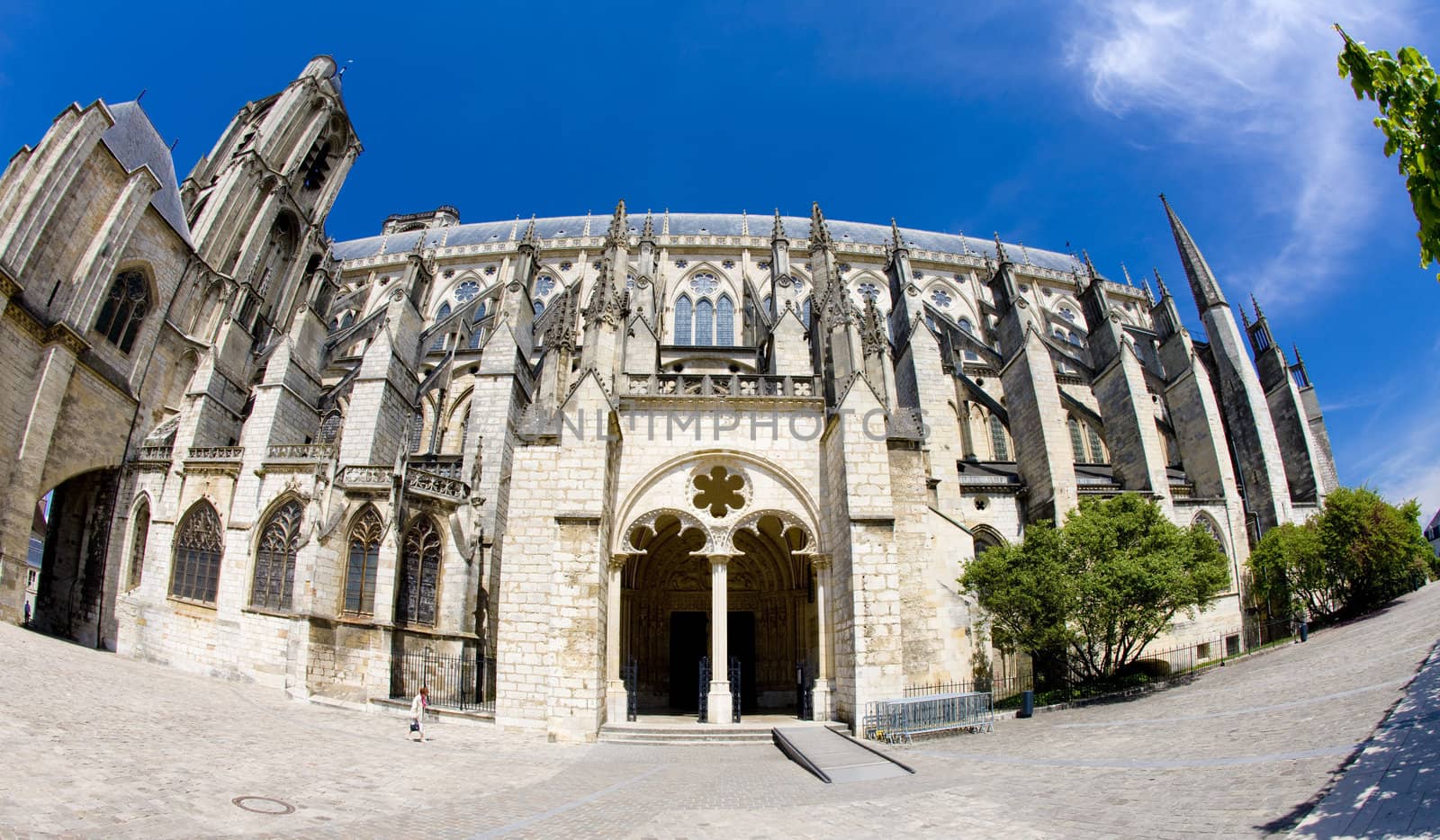 Cathedral Saint-�tienne, Bourges, Centre, France by phbcz