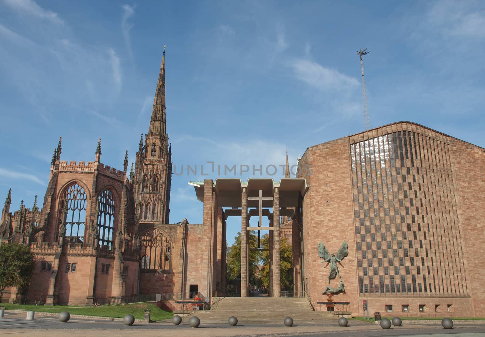 Coventry Cathedral by claudiodivizia