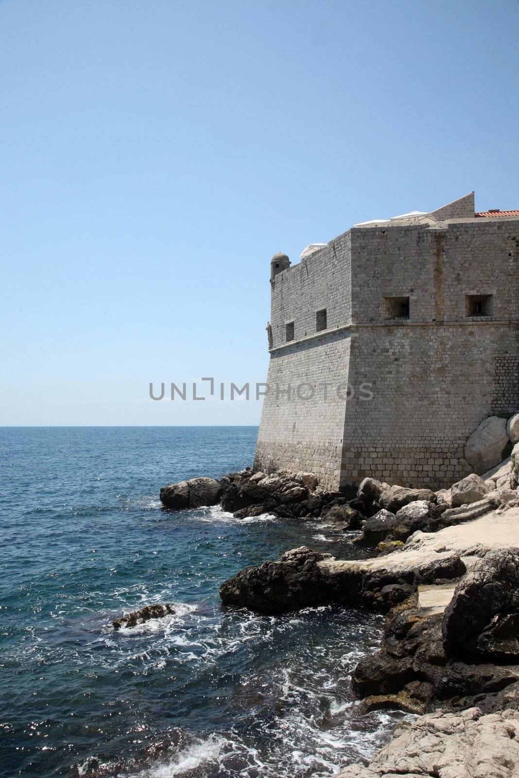 Dubrovnik city walls by atlas
