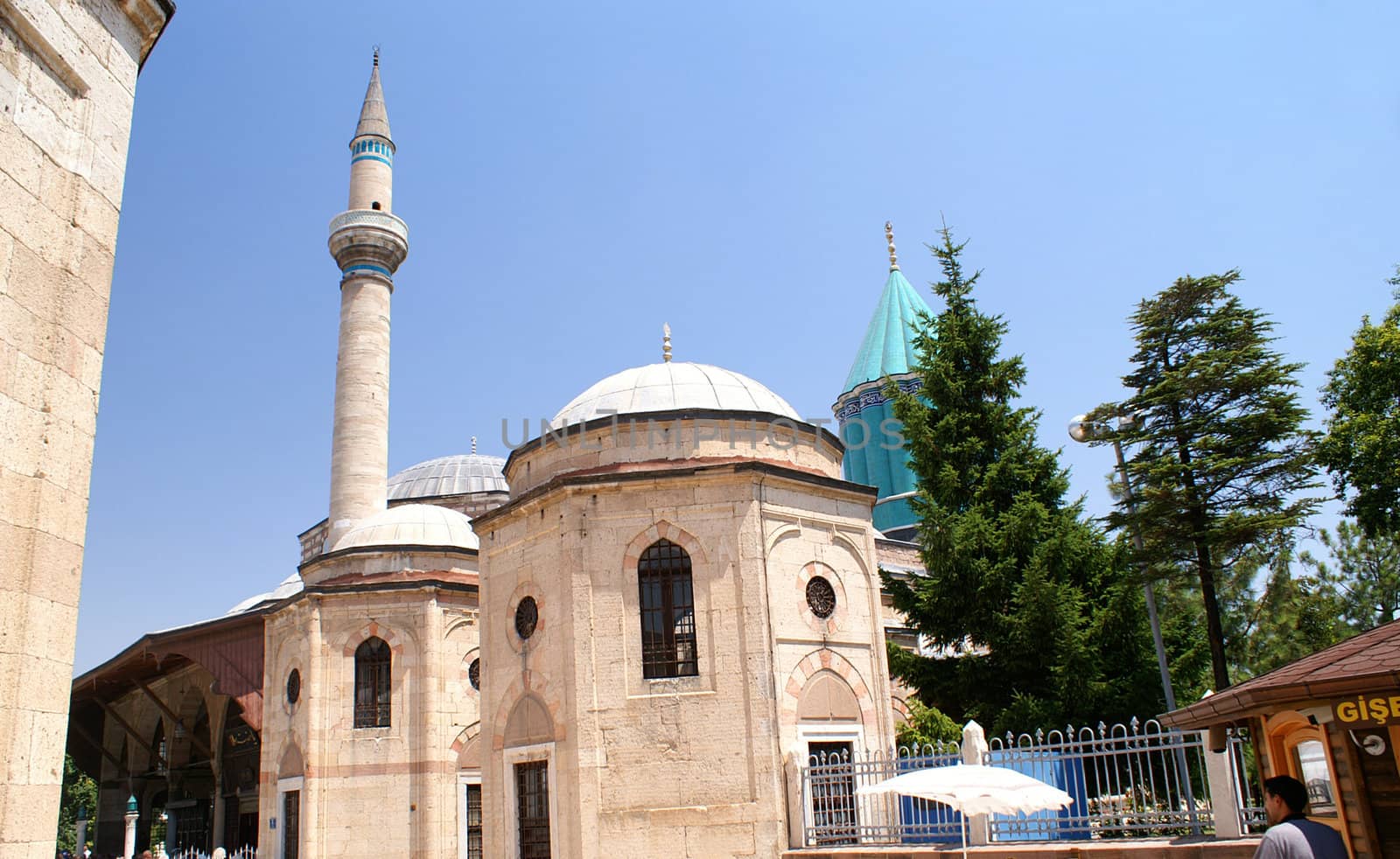 konya mosque2 by Arkadiusz