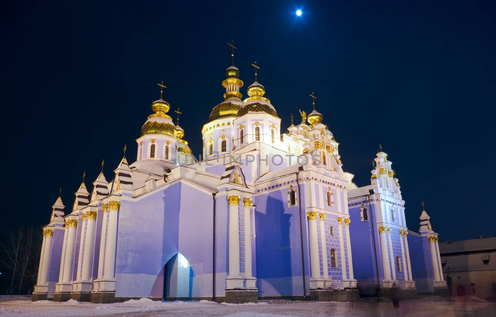 
Saint Michael's Golden-Domed Cathedral in Kiev Ukraine night view