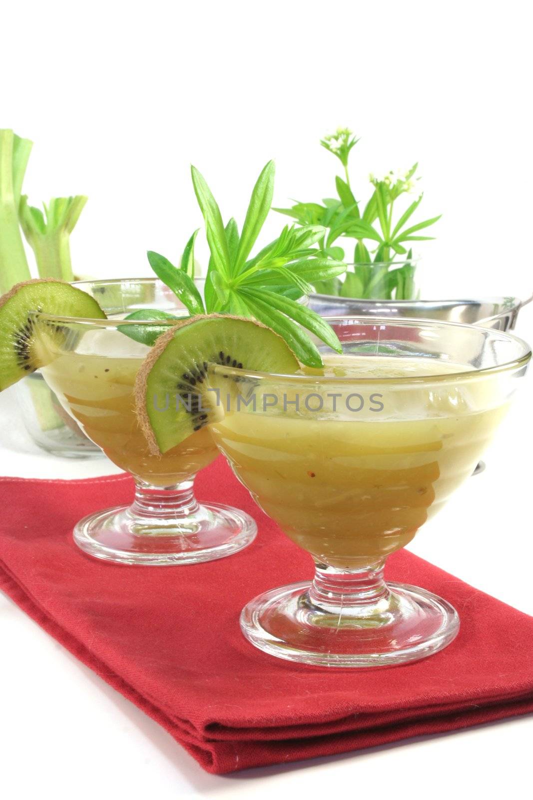 Green jelly with kiwi fruit, rhubarb and sweet woodruff