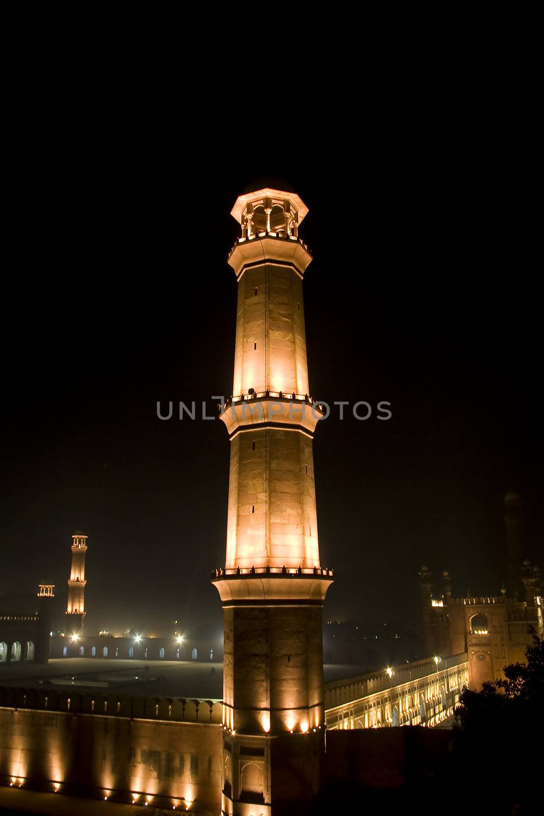 Minaret of Badshahi Mosque (King's Mosque) is one of the famous landmark in Pakistan visited by the tourists and travellers located in the city of Lahore