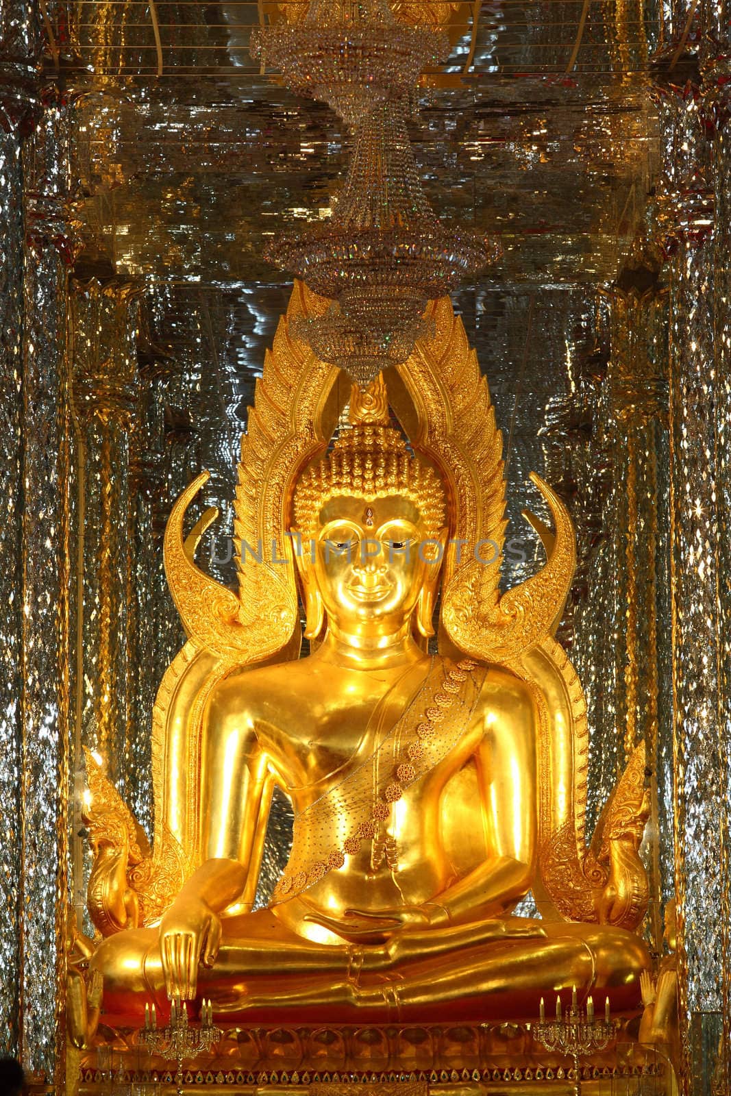 Golden Buddhas, Thasung Temple, Uthaithani Province, Thailand 