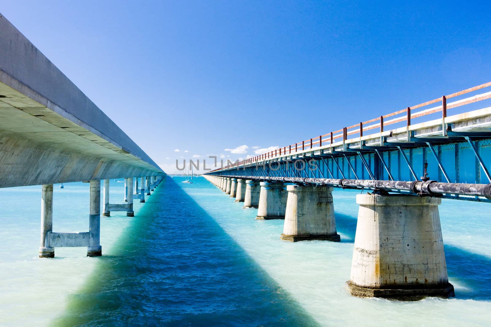 road bridges connecting Florida Keys, Florida, USA by phbcz