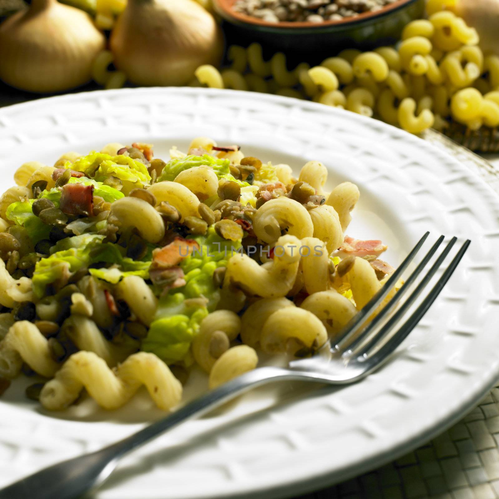 pasta with lentil and savoy cabbage