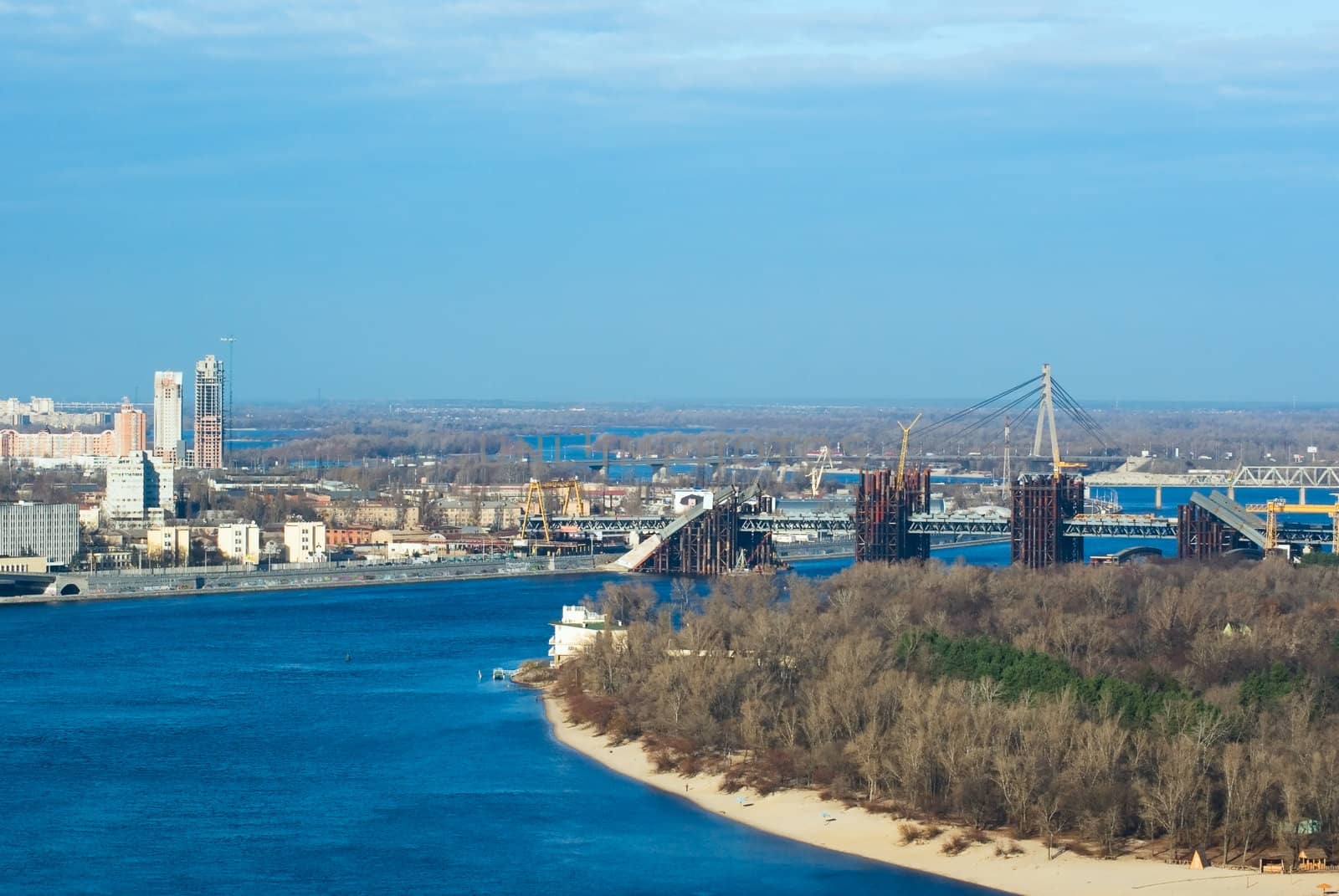 The city stood on the banks of the river