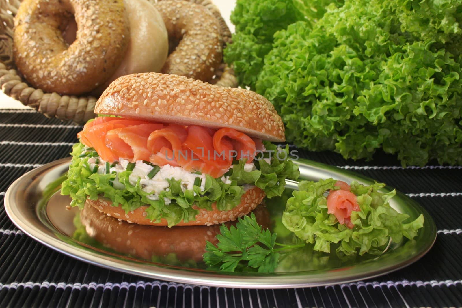 Bagel with smoked salmon, cream cheese and chives