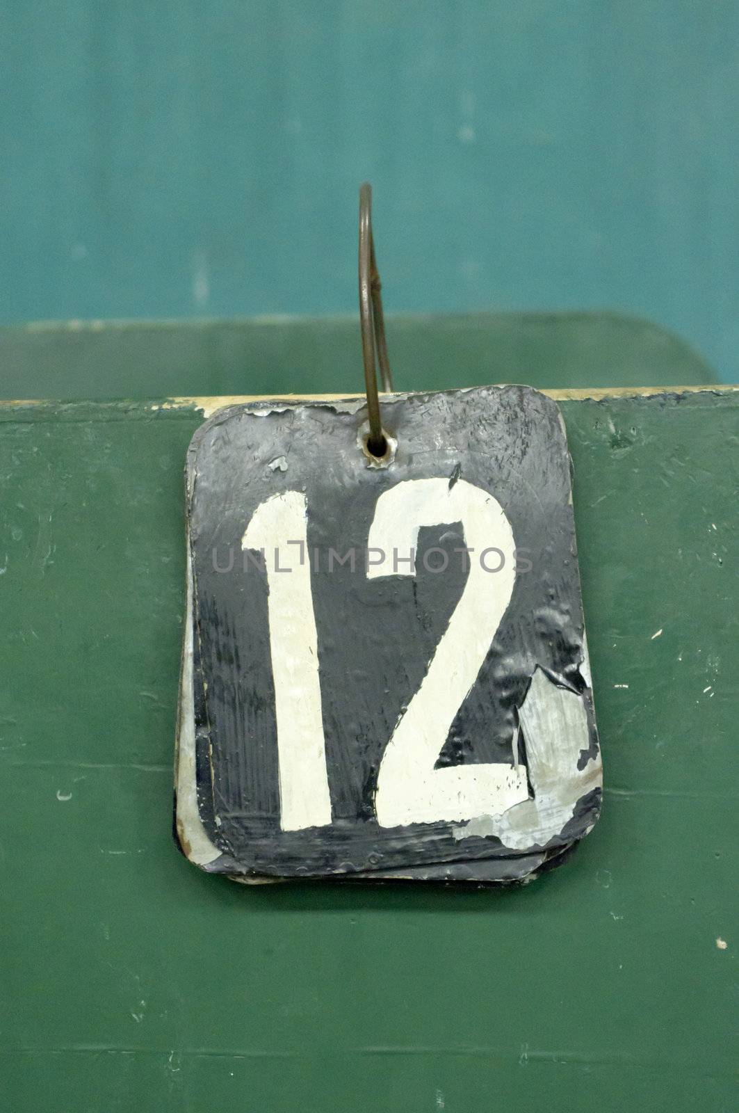 number tags plate for badminton games scores