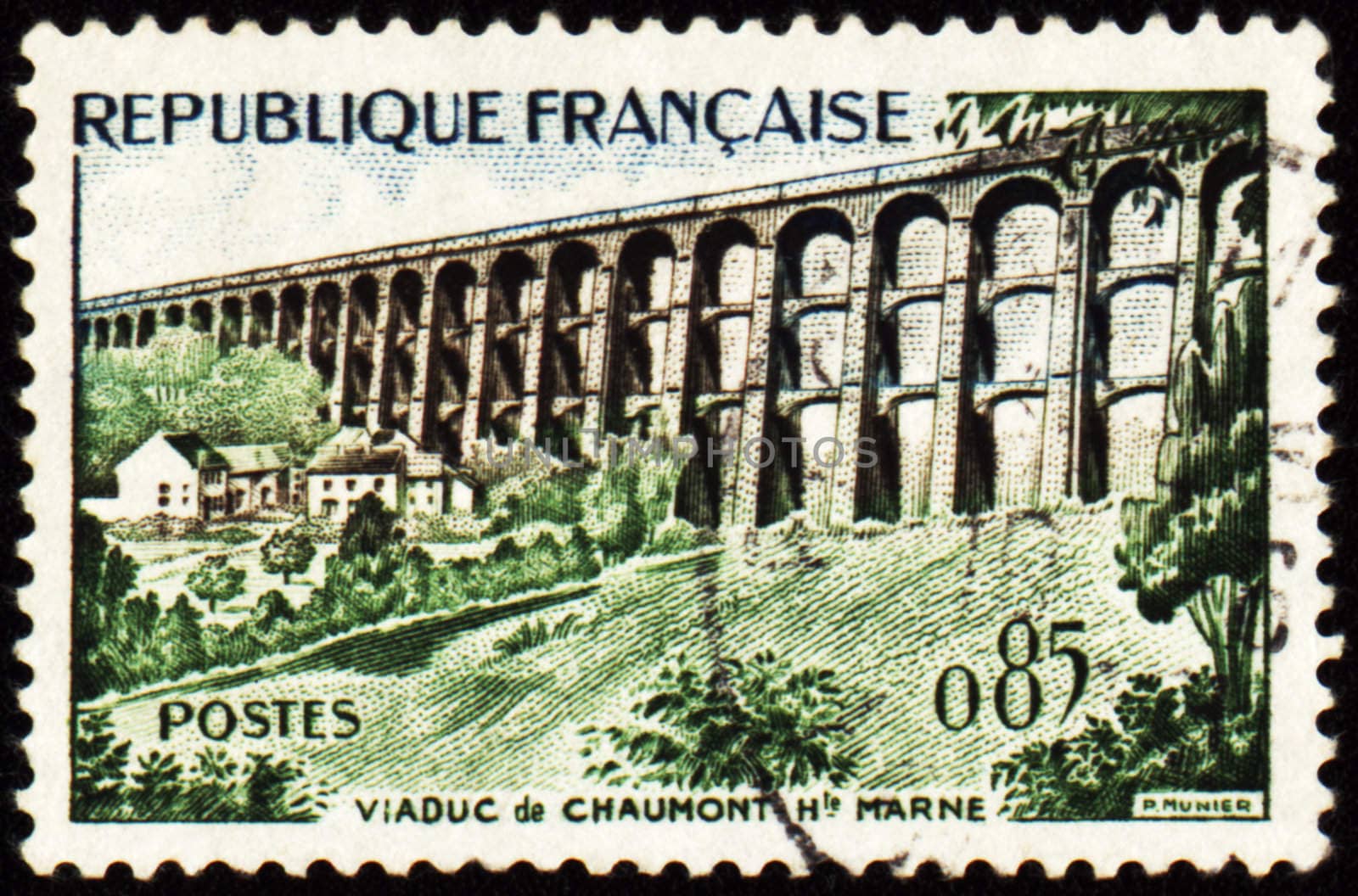 FRANCE - CIRCA 1960: A stamp printed in France shows Chaumont Viaduct, circa 1960